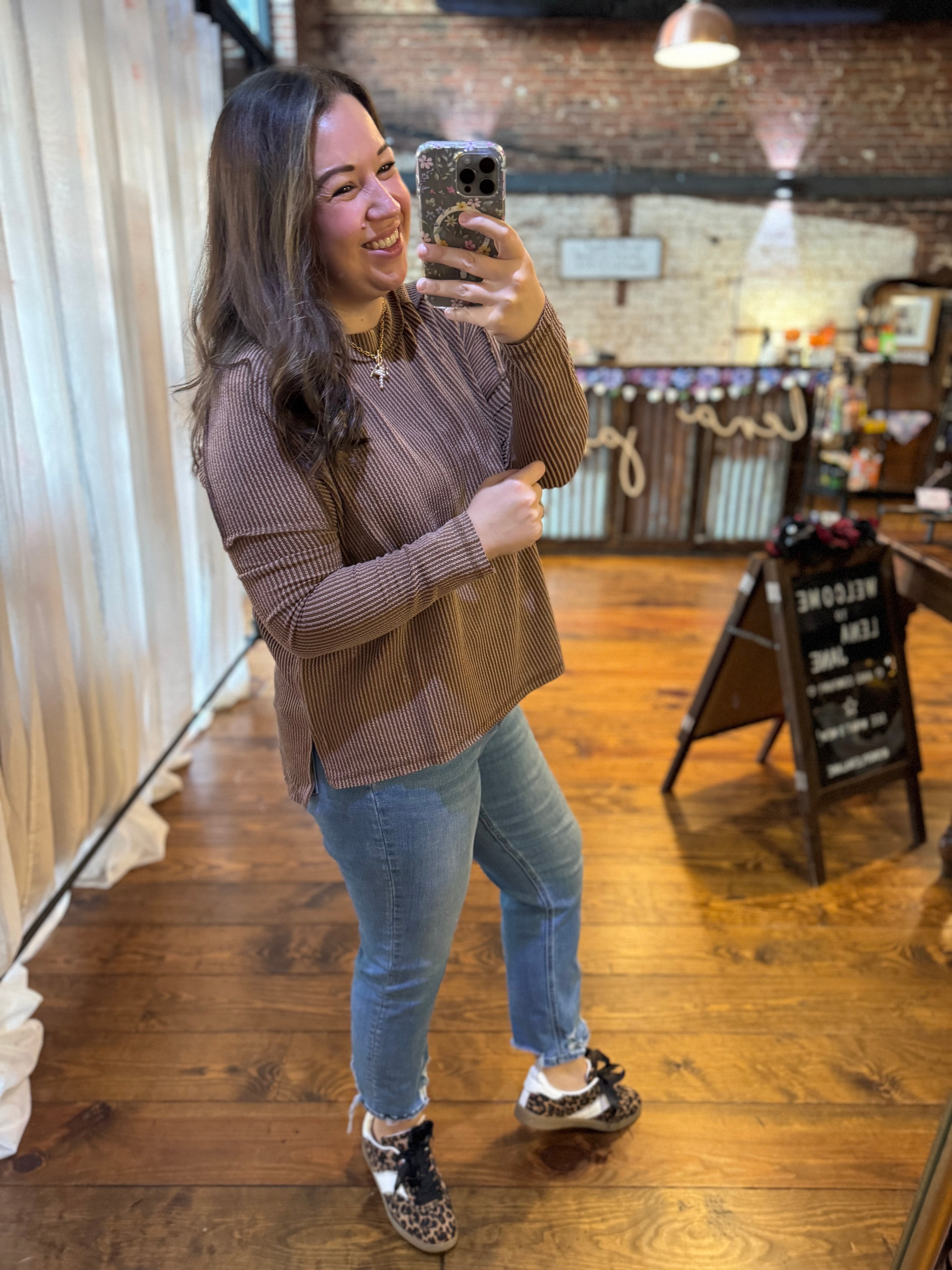 Simple Long Sleeve Ribbed Knit Top - Brown