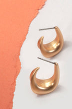 UPSCALE  MATTE GOLD OVAL HUGGIE HOOP EARRINGS