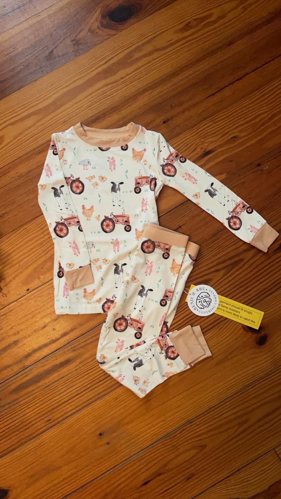 On the Farm Bamboo Pajamas Set