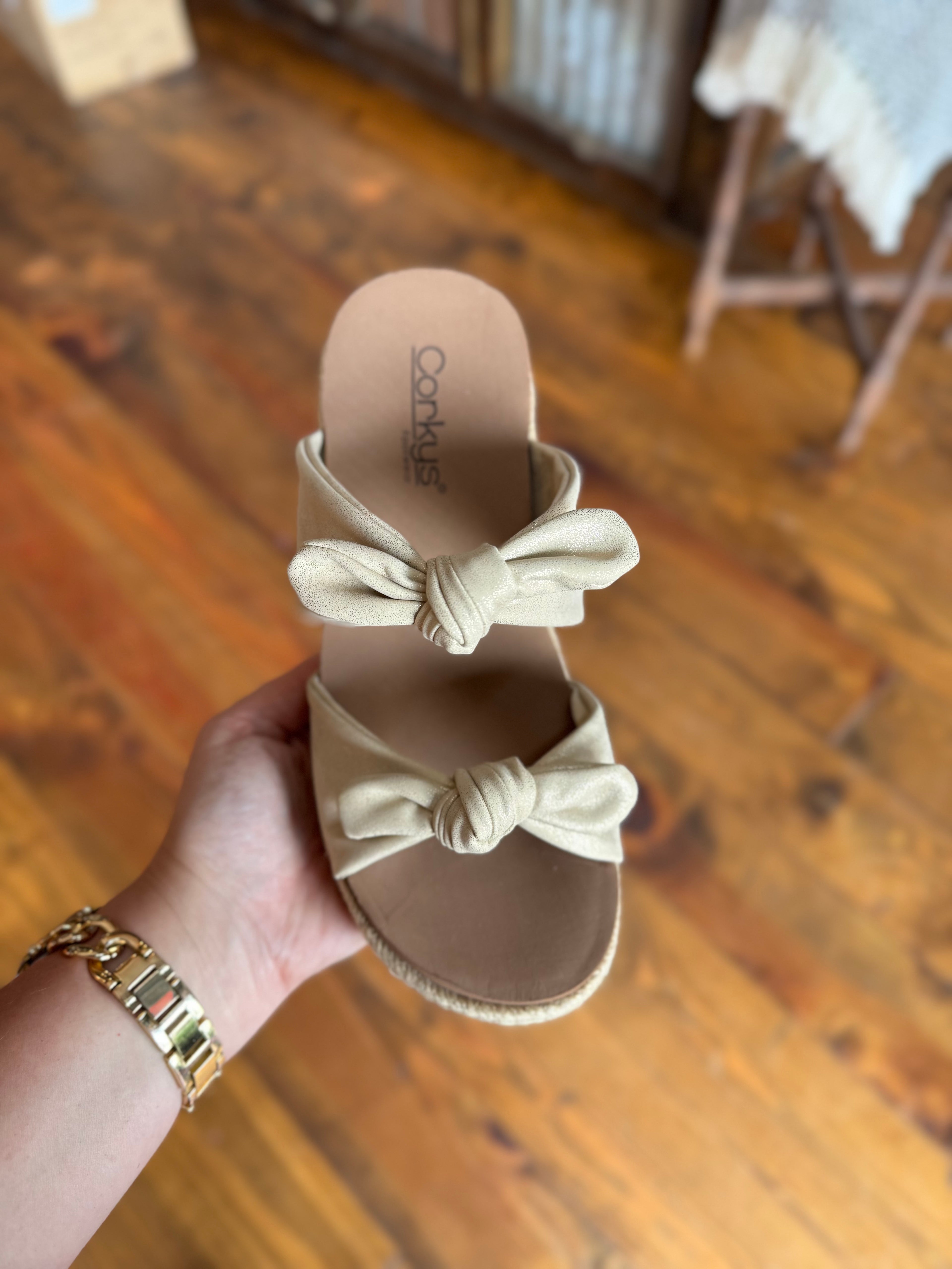 Corkys Tie the Knot Wedges - Gold Metallic
