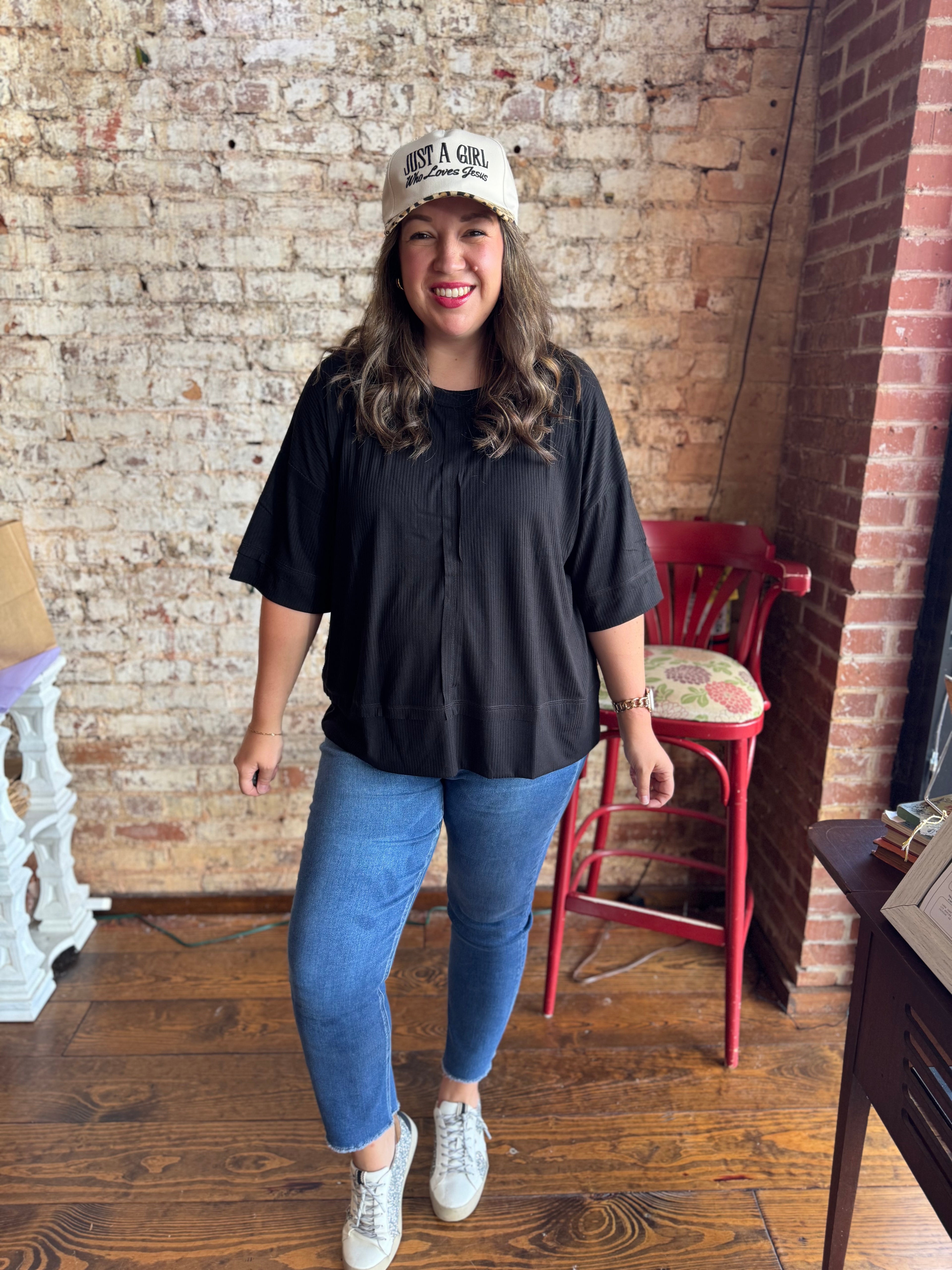 Simple Oversized Ribbed Knit Top in Black
