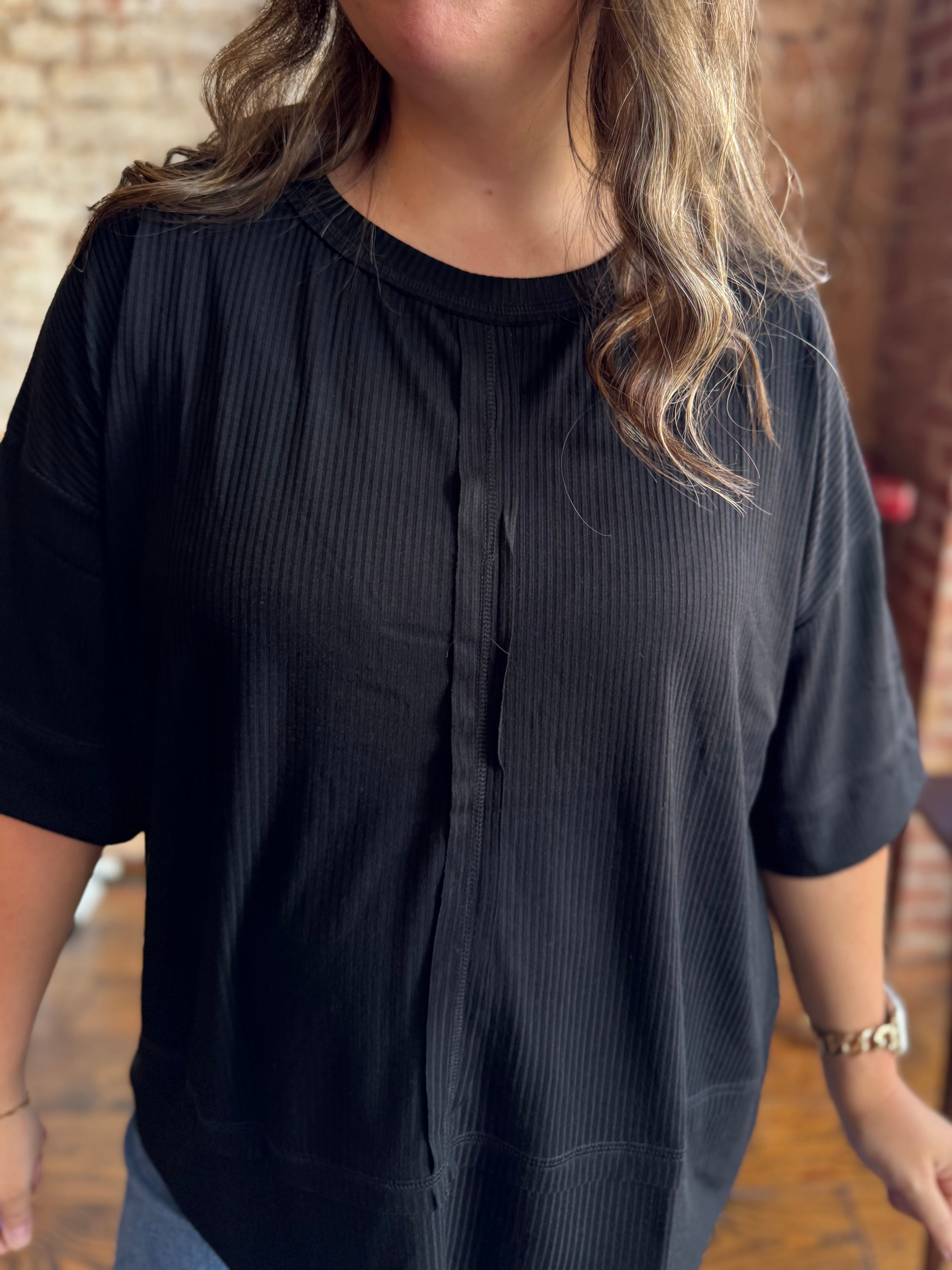 Simple Oversized Ribbed Knit Top in Black