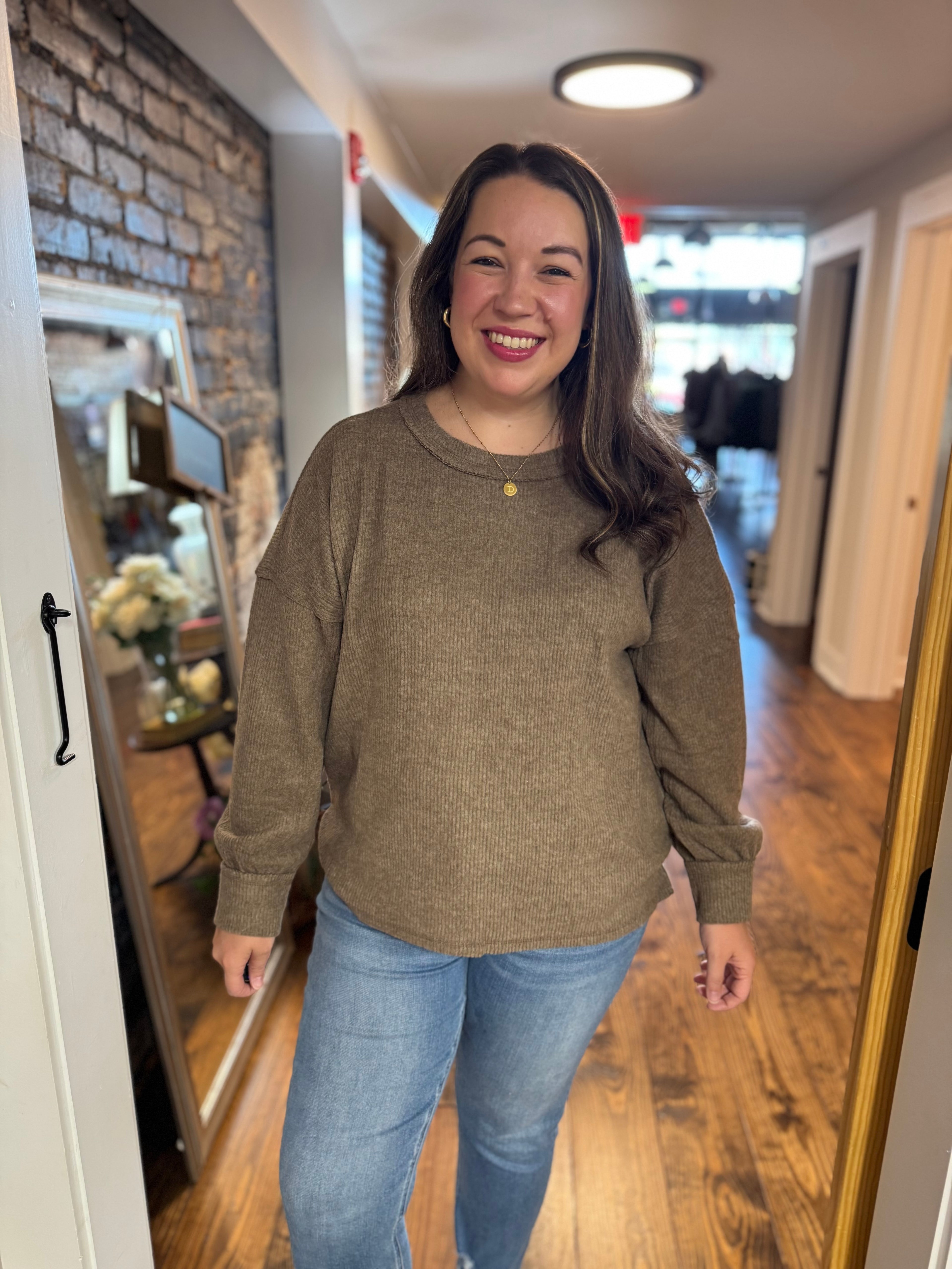 Simple Oversized Ribbed Hacci Top in Mocha