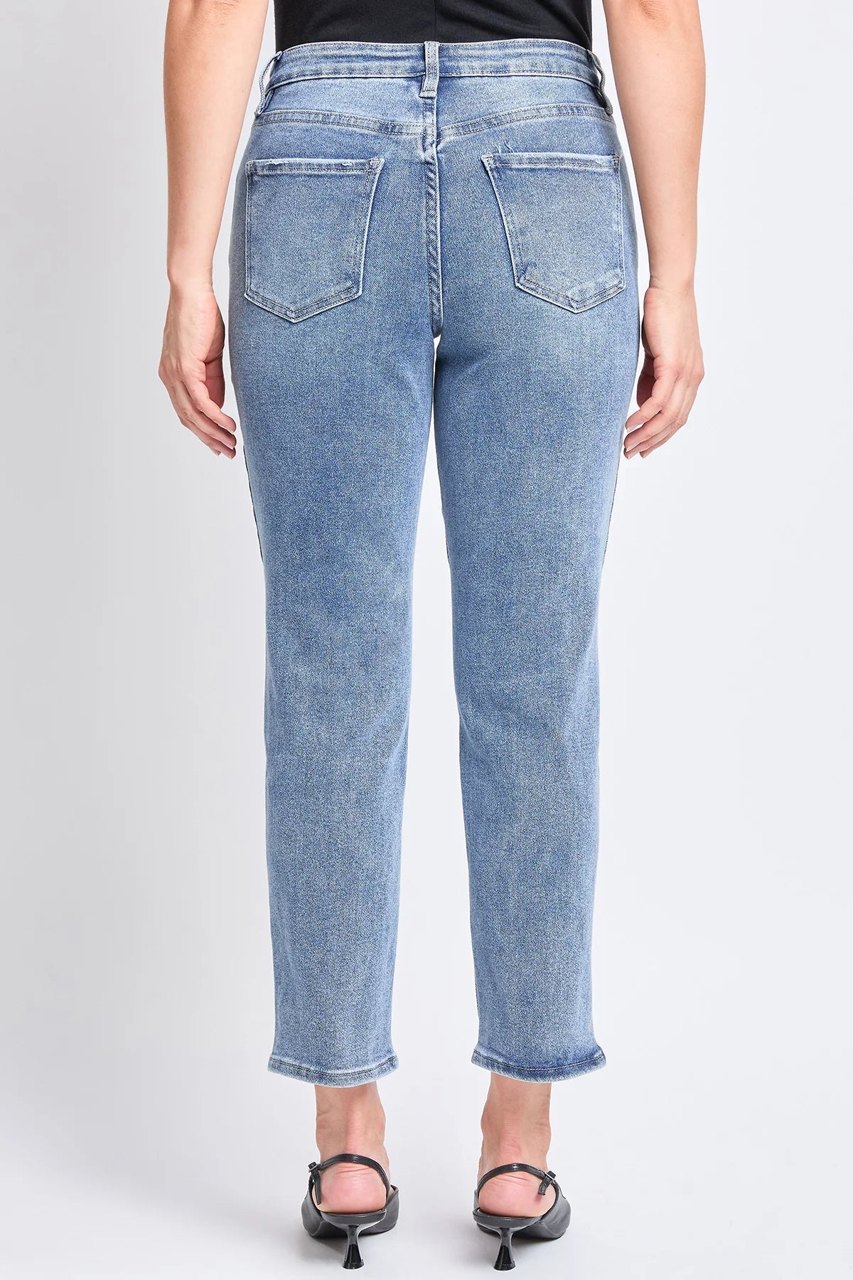 Vintage High Rise Slim Straight Jeans - Light Wash