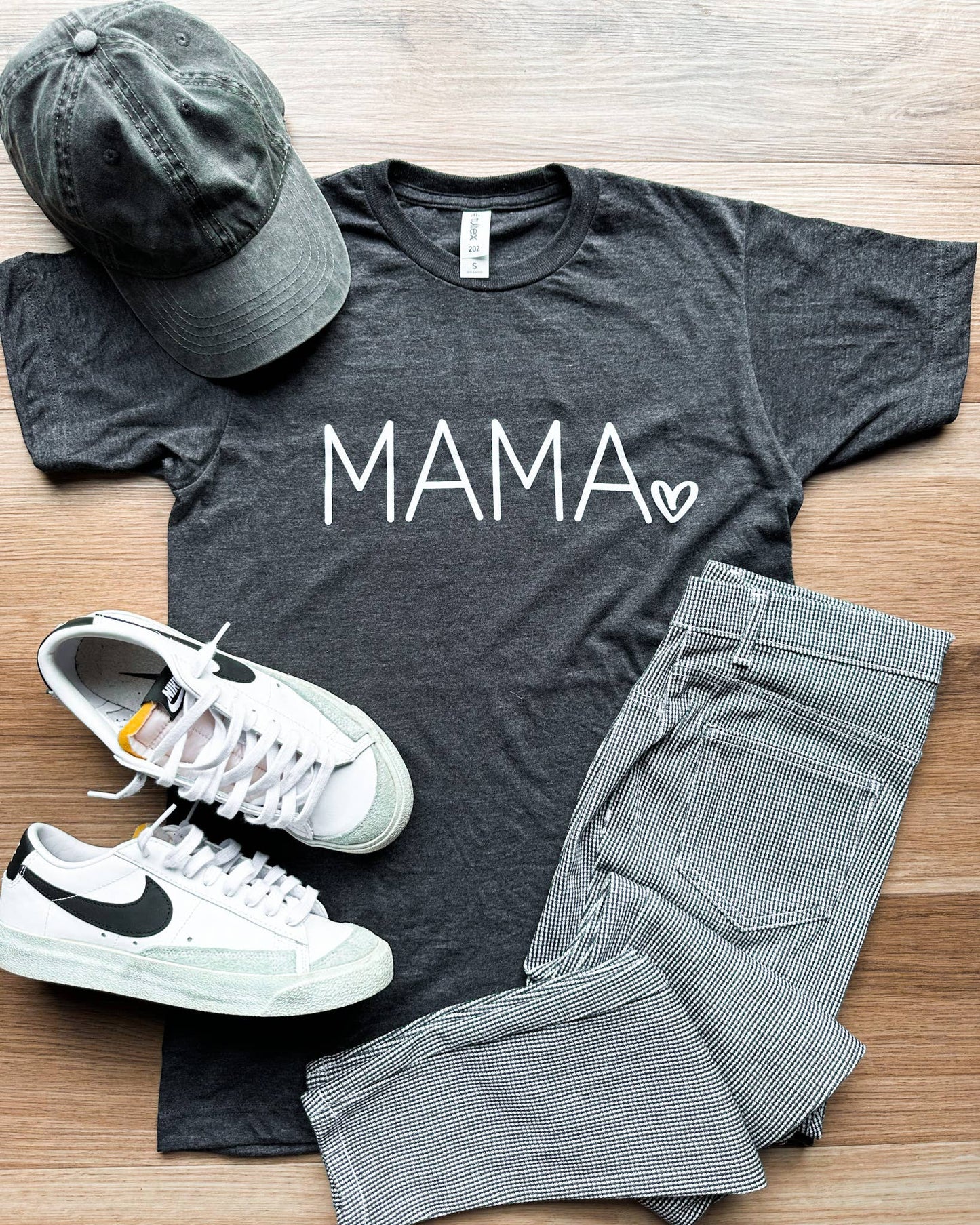 Mama Heart Graphic Tee